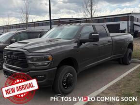 2024 RAM 3500 Laramie Crew Cab Dually