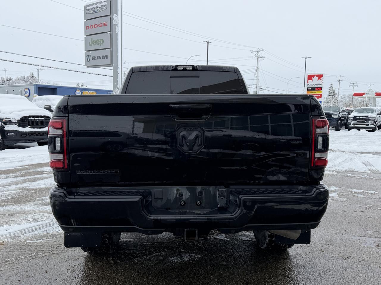 2024 Ram 3500 Laramie Mega Cab | Cummins HO Diesel |  Night Edition | 12IN Touchscreen | NAV | Harman Kardon Sound Redwater AB