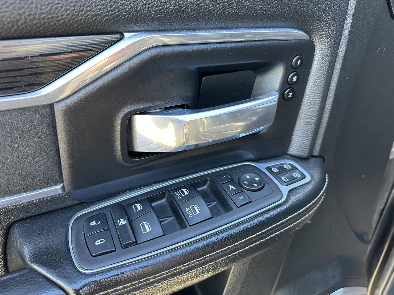 2024 Ram 3500 Laramie Mega Cab | Cummins HO Diesel |  Night Edition | 12IN Touchscreen | NAV | Harman Kardon Sound Redwater AB