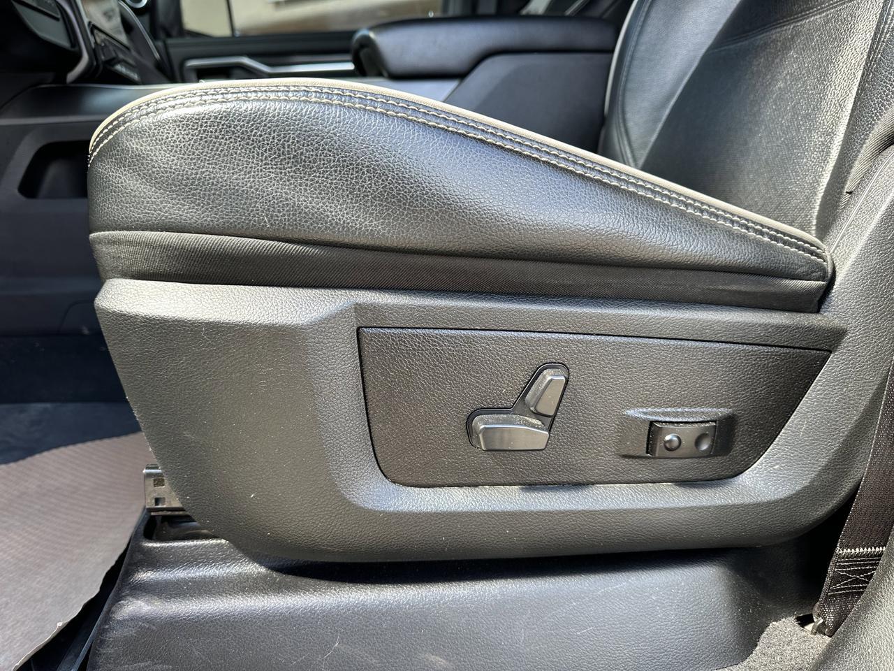 2024 Ram 3500 Laramie Mega Cab | Cummins HO Diesel |  Night Edition | 12IN Touchscreen | NAV | Harman Kardon Sound Redwater AB