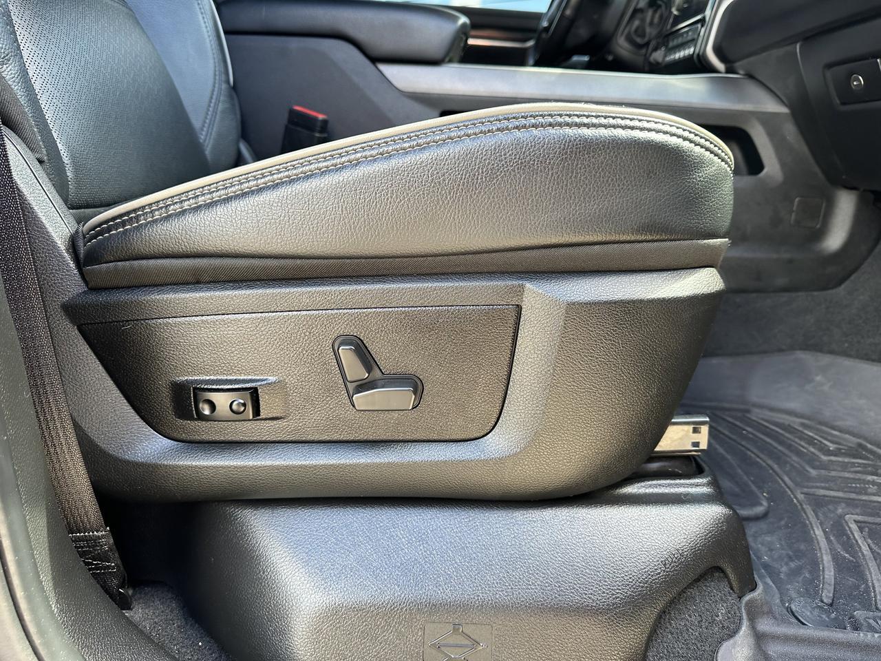 2024 Ram 3500 Laramie Mega Cab | Cummins HO Diesel |  Night Edition | 12IN Touchscreen | NAV | Harman Kardon Sound Redwater AB