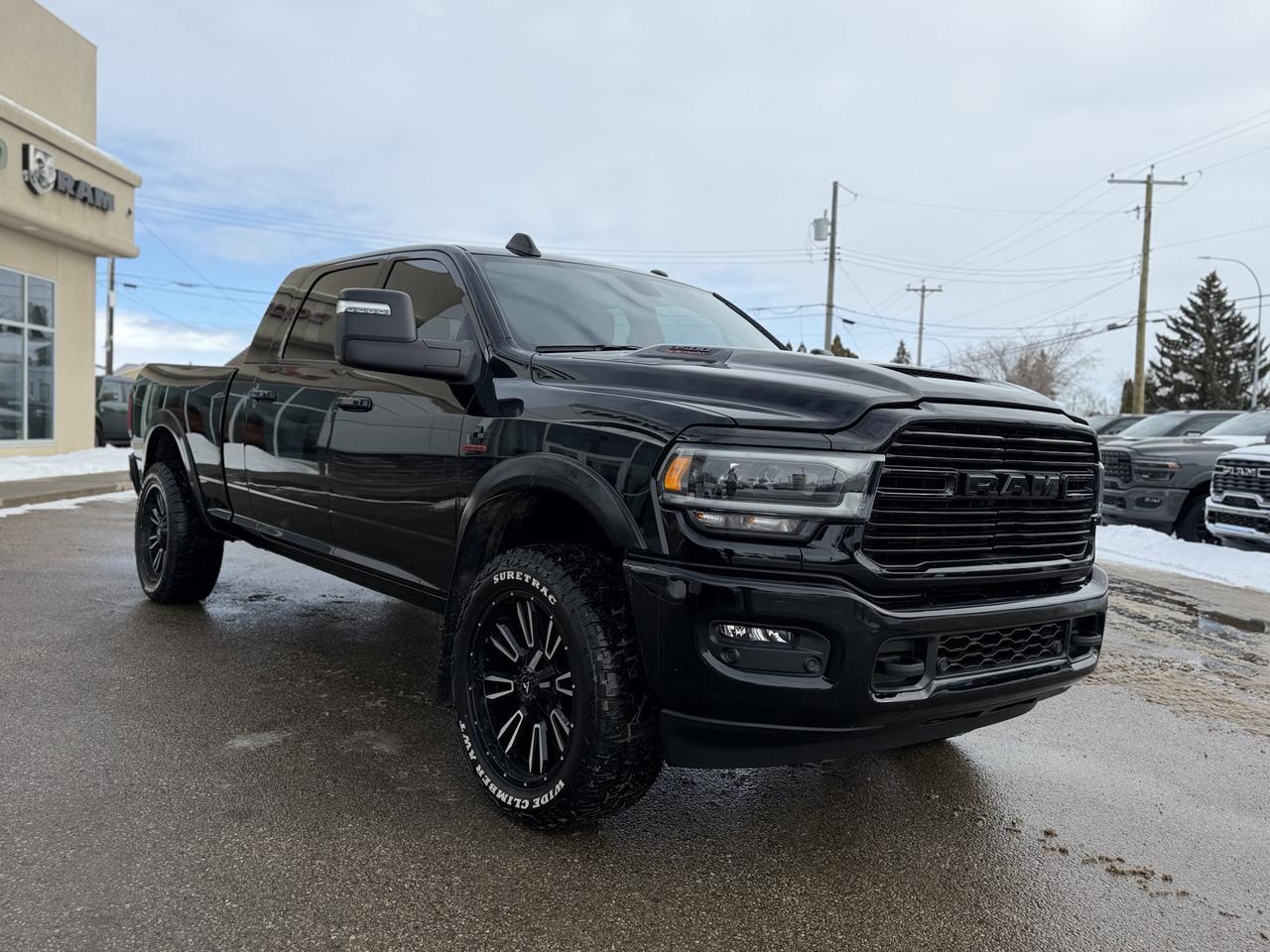 2024 Ram 3500 Laramie Night Mega Cab 4x4 | Low KMs | Cummins Diesel | 12IN UConnect | NAV | Leather | Sunroof Redwater AB