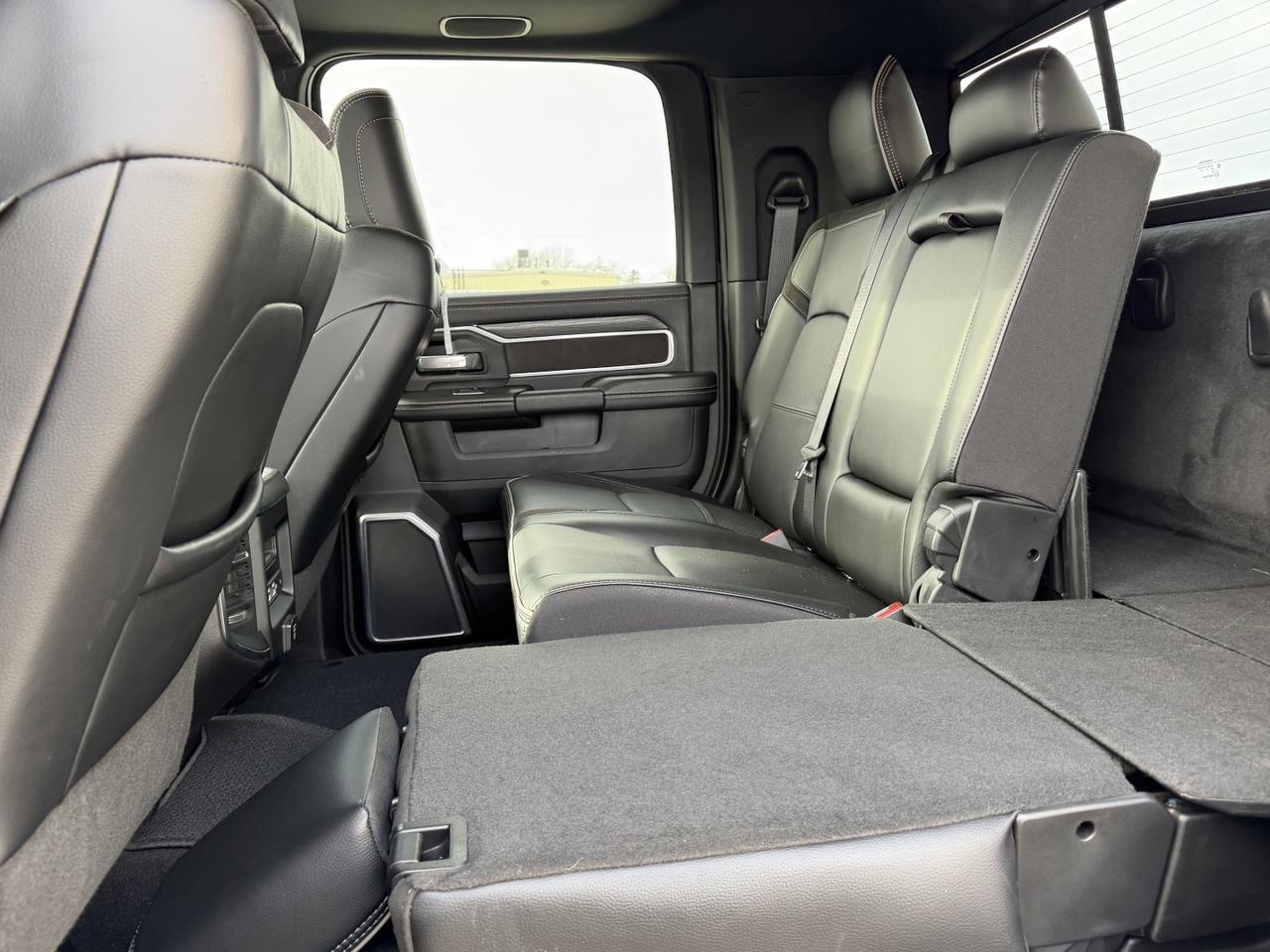 2024 Ram 3500 Laramie Night Mega Cab 4x4 | Low KMs | Cummins Diesel | 12IN UConnect | NAV | Leather | Sunroof Redwater AB