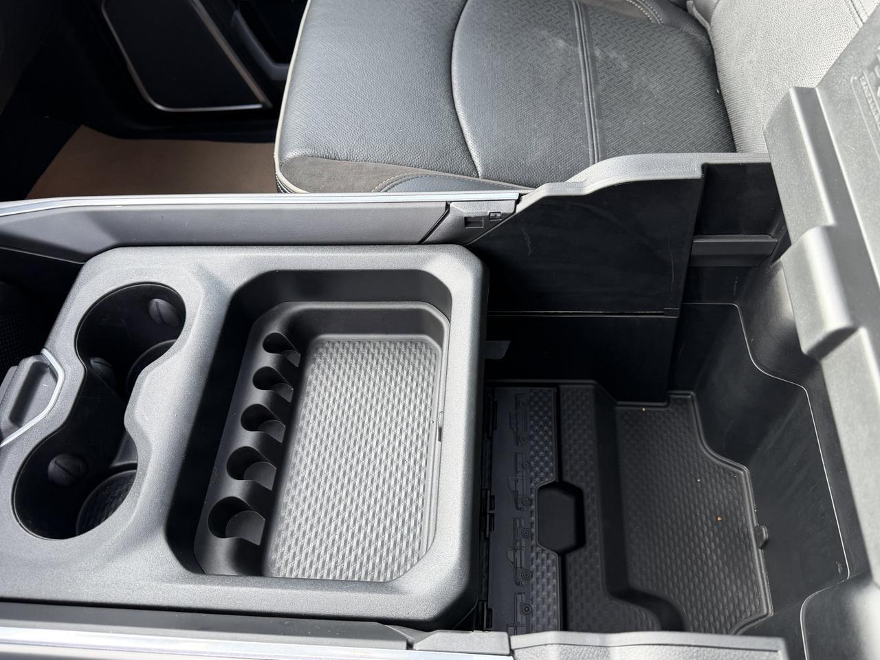 2024 Ram 3500 Laramie Night Mega Cab 4x4 | Low KMs | Cummins Diesel | 12IN UConnect | NAV | Leather | Sunroof Redwater AB