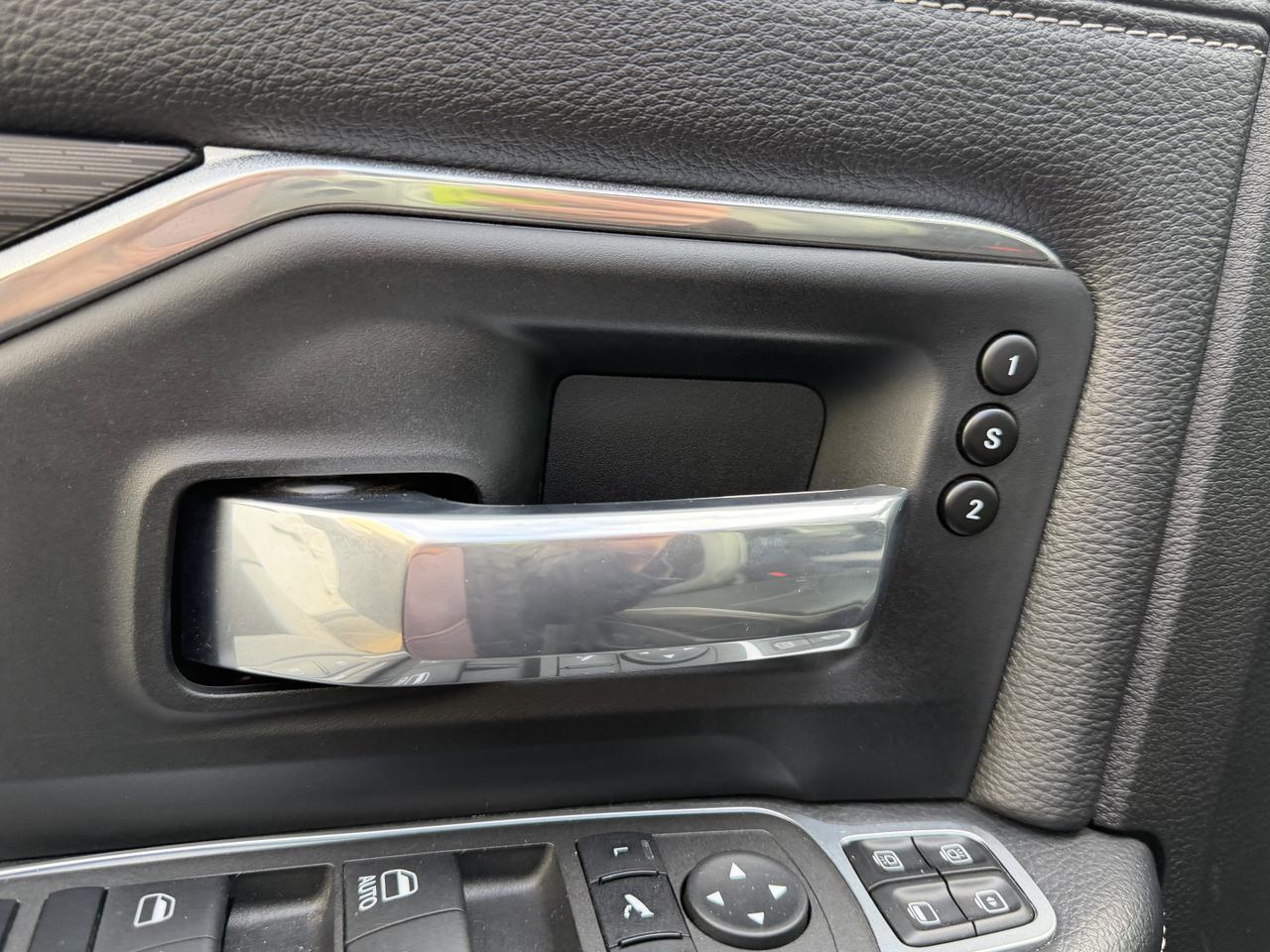 2024 Ram 3500 Laramie Night Mega Cab 4x4 | Low KMs | Cummins Diesel | 12IN UConnect | NAV | Leather | Sunroof Redwater AB