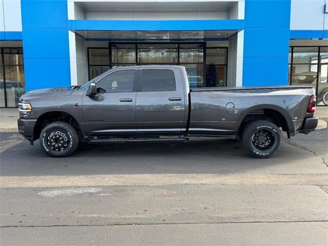 2024 Ram 3500 Laramie