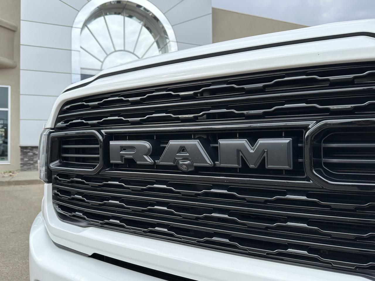 2024 Ram 3500 Limited | Fuel Wheels | AISIN Trans | 5th Wheel Prep | Rear Auto Level | Limited Lvl 1 | 360 Camer Redwater AB
