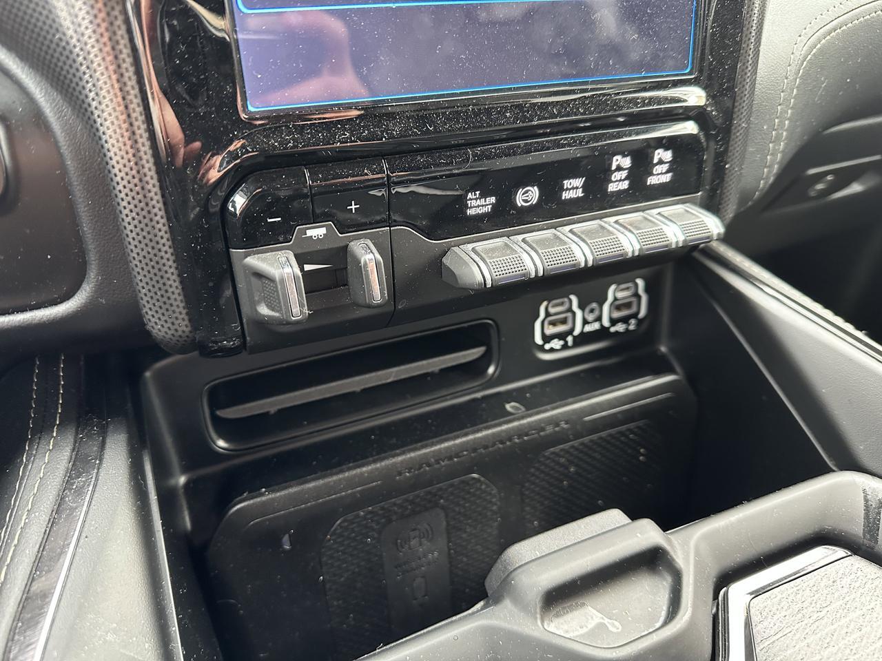 2024 Ram 3500 Limited | Fuel Wheels | AISIN Trans | 5th Wheel Prep | Rear Auto Level | Limited Lvl 1 | 360 Camer Redwater AB