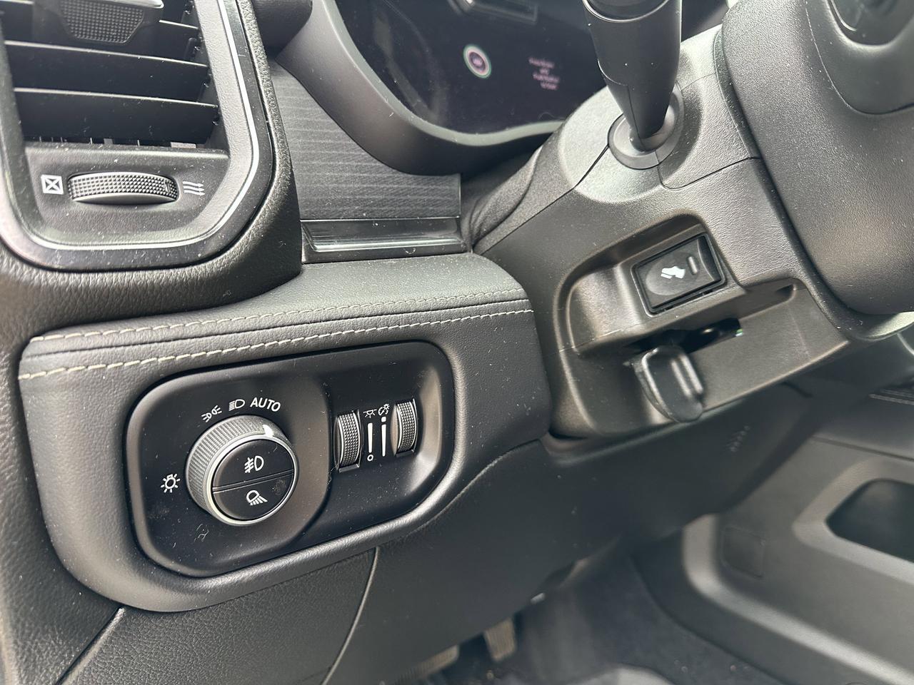2024 Ram 3500 Limited | Fuel Wheels | AISIN Trans | 5th Wheel Prep | Rear Auto Level | Limited Lvl 1 | 360 Camer Redwater AB