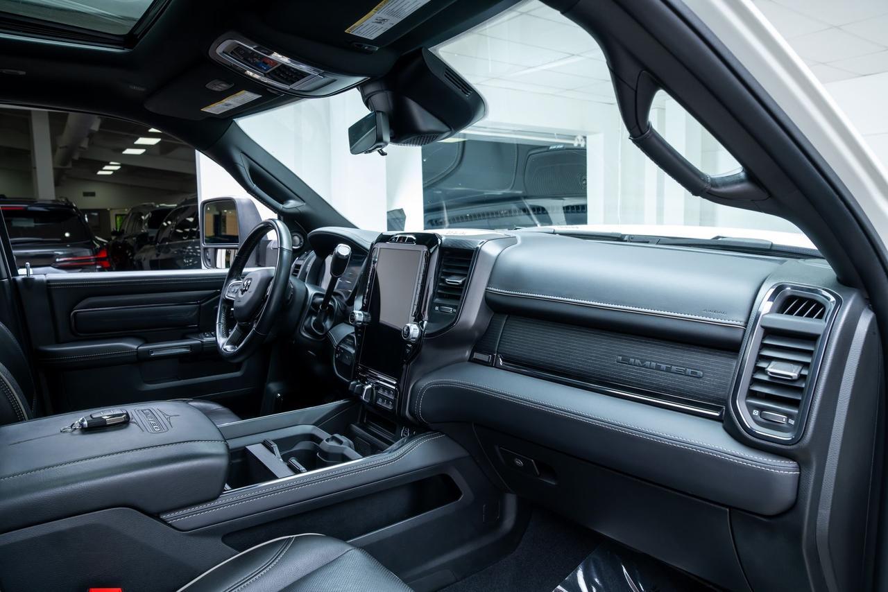 2024 Ram 3500 Limited 1 Owner 21M Package Harman/Kardon Portland OR