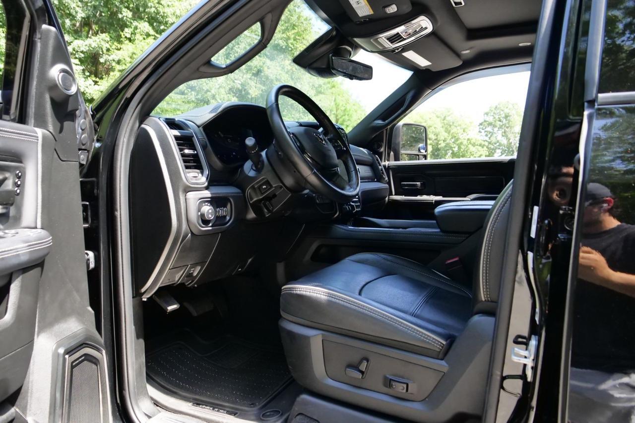 2024 Ram 3500 Limited 4X4 / Night Edition / MEGA CAB / HO Turbo Diesel! Lincolnton NC