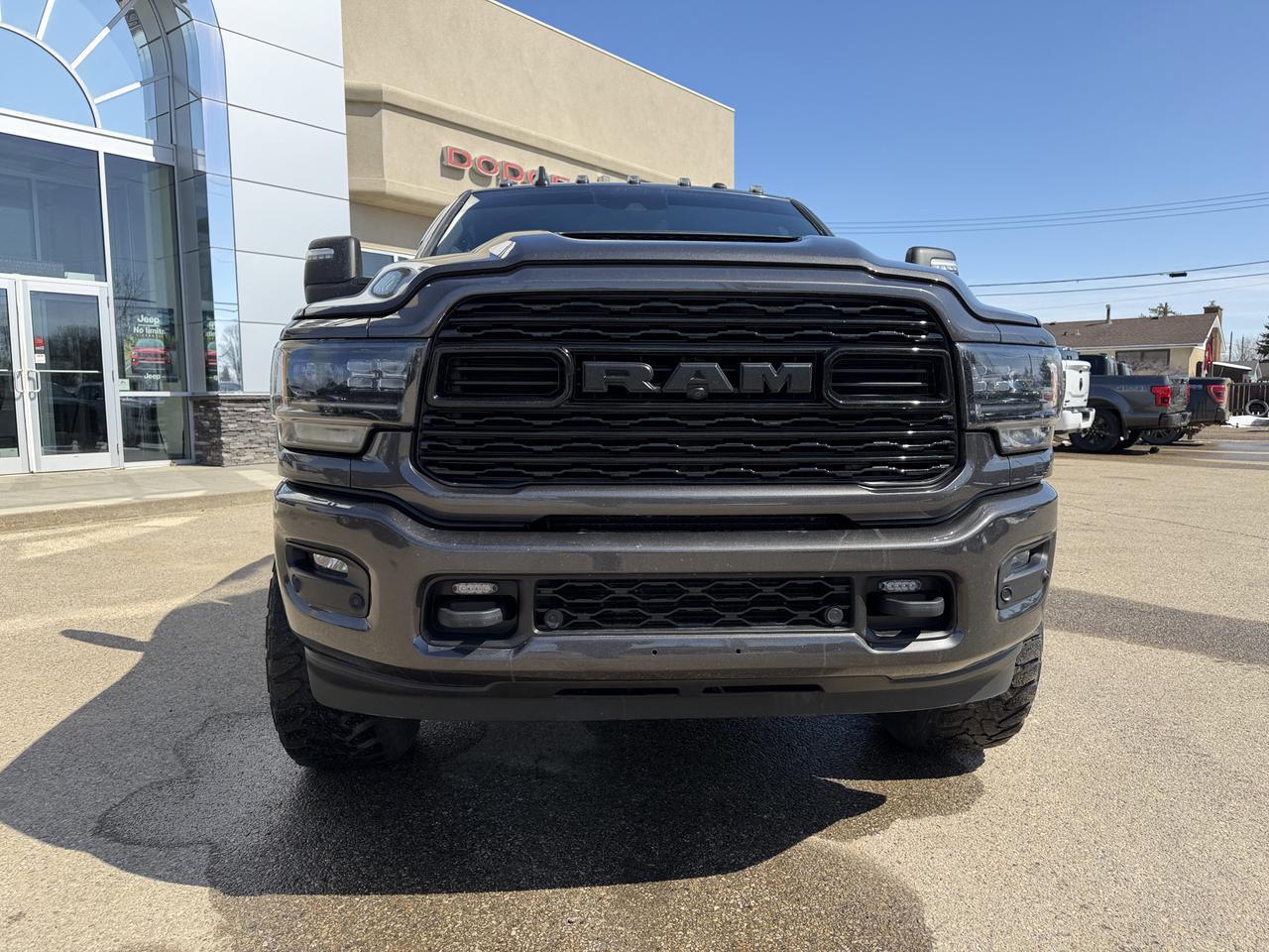 2024 Ram 3500 Limited 4x4 Crew Cab | Cummins Turbo Diesel | Night Edition | 12IN NAV | 17-Speaker Harman Kardon Redwater AB
