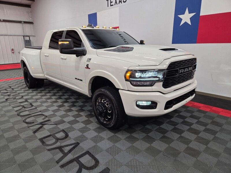 2024 Ram 3500 Limited Dually Mega Cab Night Edition 6.7L Diesel AISIN Transmission FREE WARRANTY Arlington TX