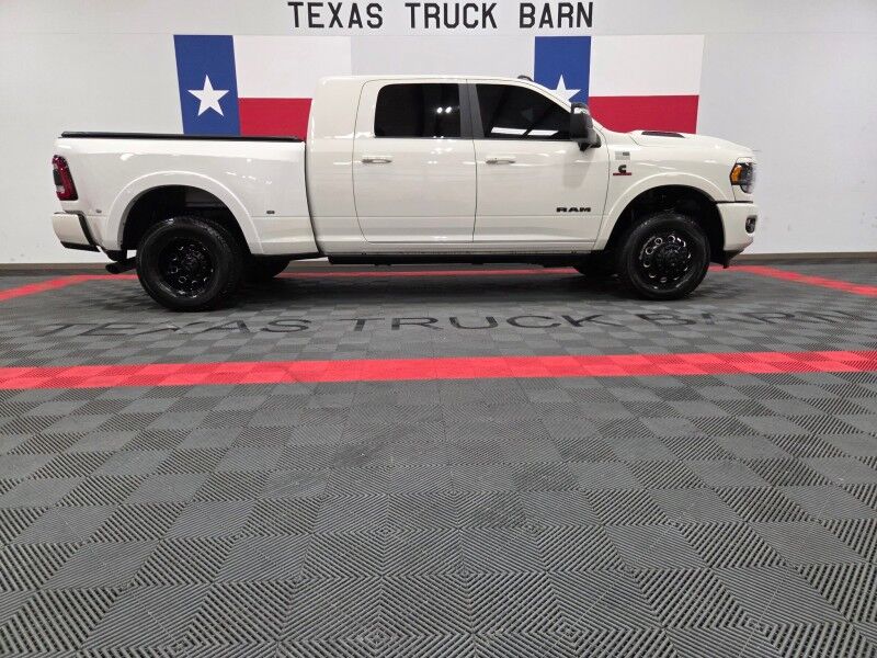 2024 Ram 3500 Limited Dually Mega Cab Night Edition 6.7L Diesel AISIN Transmission FREE WARRANTY Arlington TX