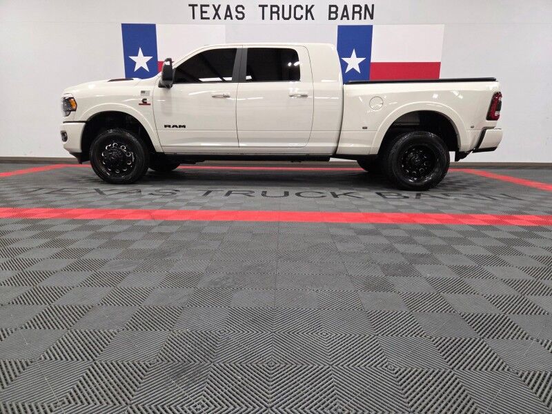 2024 Ram 3500 Limited Dually Mega Cab Night Edition 6.7L Diesel AISIN Transmission FREE WARRANTY