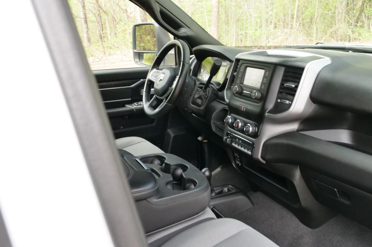 2024 Ram 3500 SLT 4X4 / DRW / Reading SL Service Body / AISIN / Diesel! Lincolnton NC