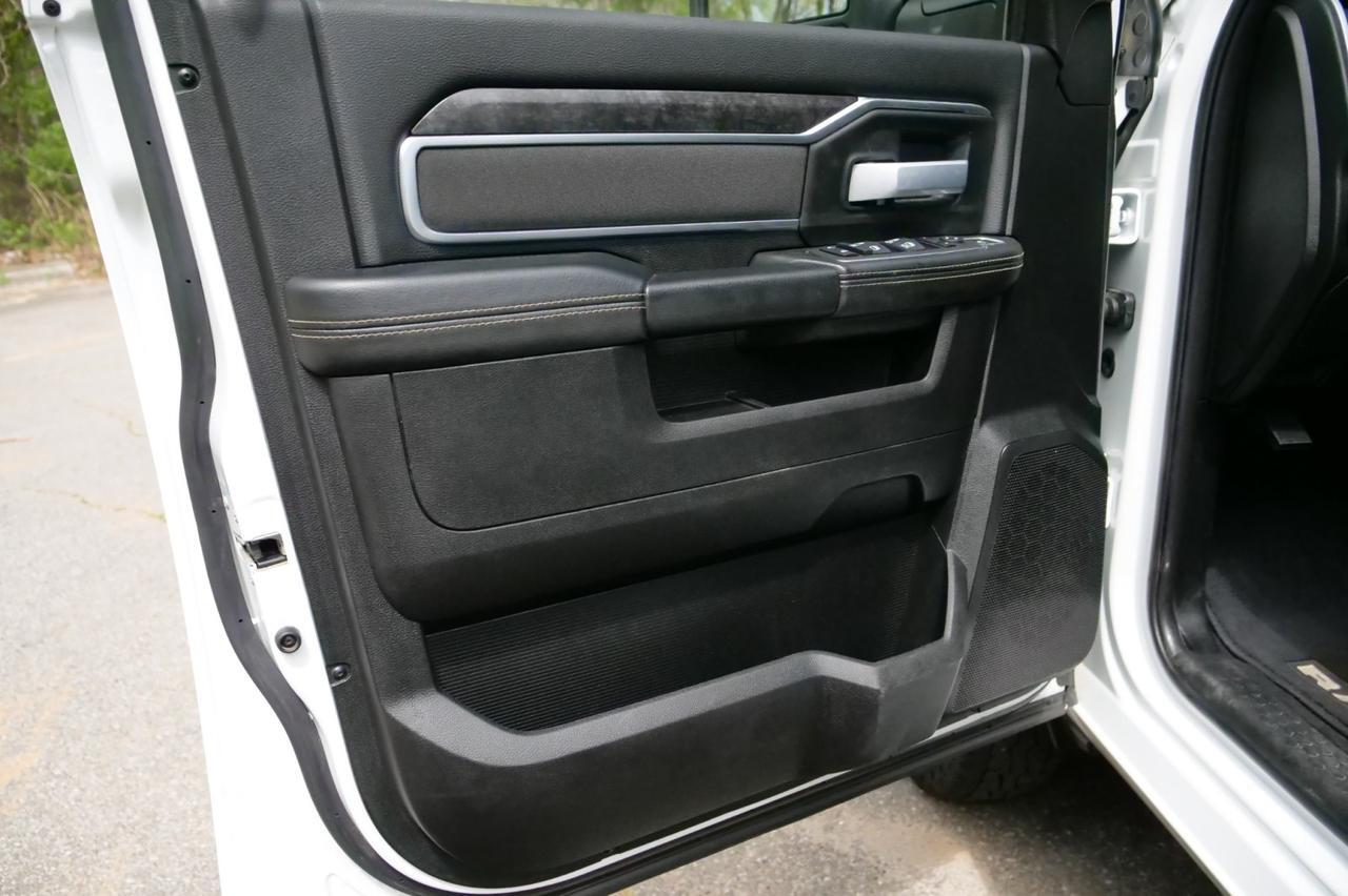 2024 Ram 3500 SLT 4X4 / DRW / Reading SL Service Body / AISIN / Diesel! Lincolnton NC