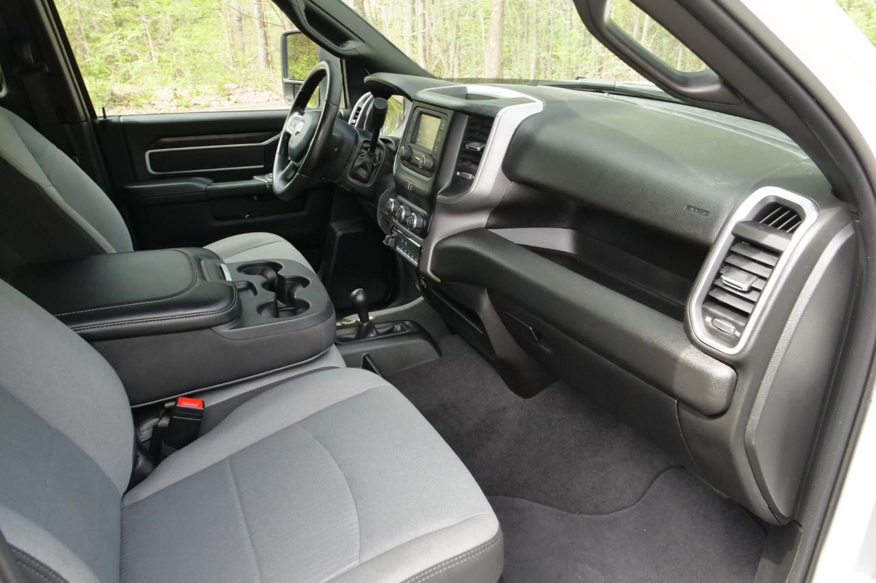 2024 Ram 3500 SLT 4X4 / DRW / Reading SL Service Body / AISIN / Diesel! Lincolnton NC