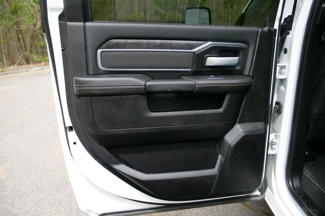 2024 Ram 3500 SLT 4X4 / DRW / Reading SL Service Body / AISIN / Diesel! Lincolnton NC