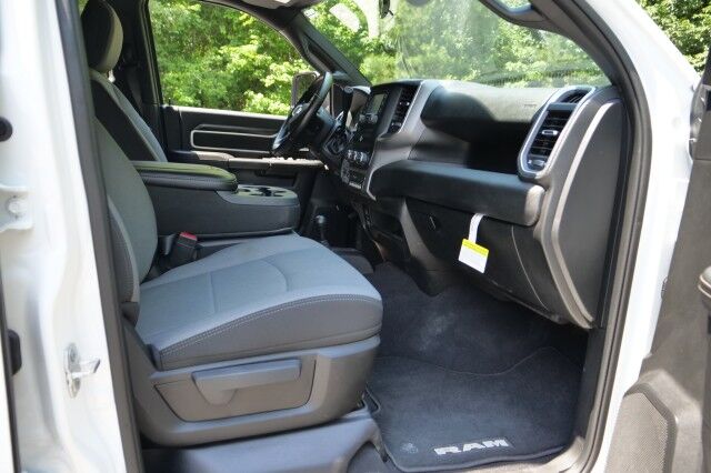 2024 Ram 3500 SLT 4x4 / DRW / HILLSBORO G1 Flat Bed / AISIN! High Point NC