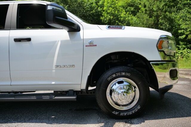 2024 Ram 3500 SLT 4x4 / DRW / HILLSBORO G1 Flat Bed / AISIN! High Point NC