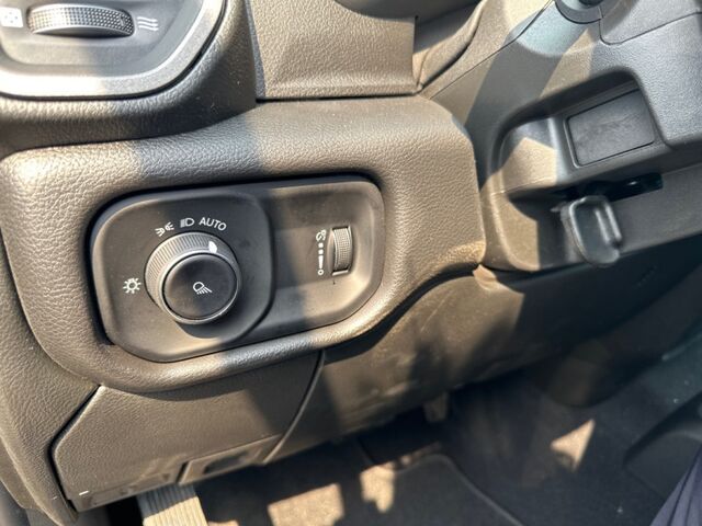 2024 Ram 3500 Tradesman  - Tow Package -  Power Mirrors - $555 B/W 100 Mile House BC
