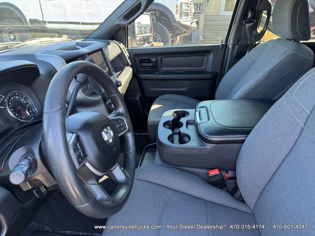2024 Ram 3500 Tradesman 4X4 - CHROME PKG - 5TH WHEEL PREP - 8" SCREEN - DUALLY Cartersville GA
