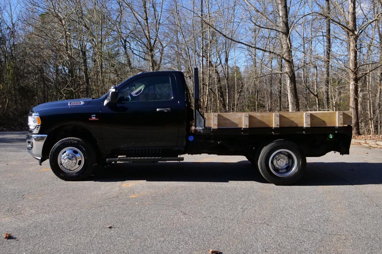 2024 Ram 3500 Tradesman 4X4 / Flat Bed / AISIN / Diesel / DRW! Lincolnton NC