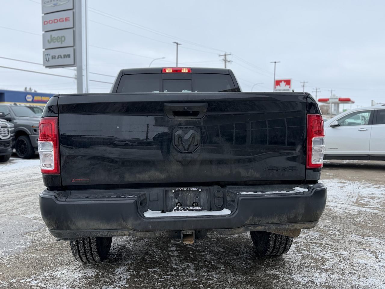 2024 Ram 3500 Tradesman Crew Cab 4X4 | 6.7L Cummins | 5th Wheel | Tradesman Level 2 Equip Pkg Redwater AB