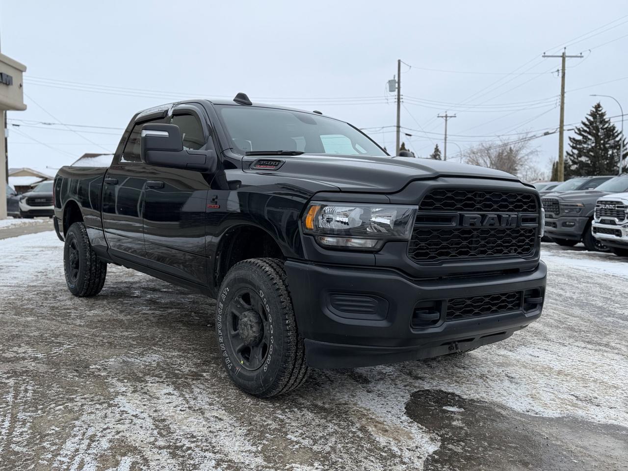 2024 Ram 3500 Tradesman Crew Cab 4X4 | 6.7L Cummins | 5th Wheel | Tradesman Level 2 Equip Pkg Redwater AB