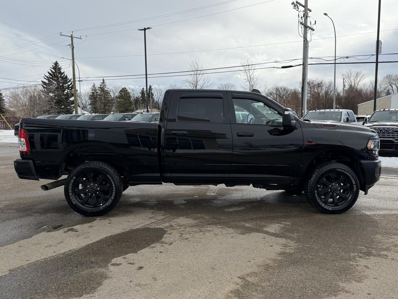 2024 Ram 3500 Tradesman Crew Cab 4X4 | 6.7L Cummins | 5th Wheel | Tradesman Level 2 Equip Pkg Redwater AB