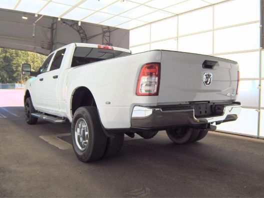 2024 Ram 3500 Tradesman Crew Cab 4x4 8' Box