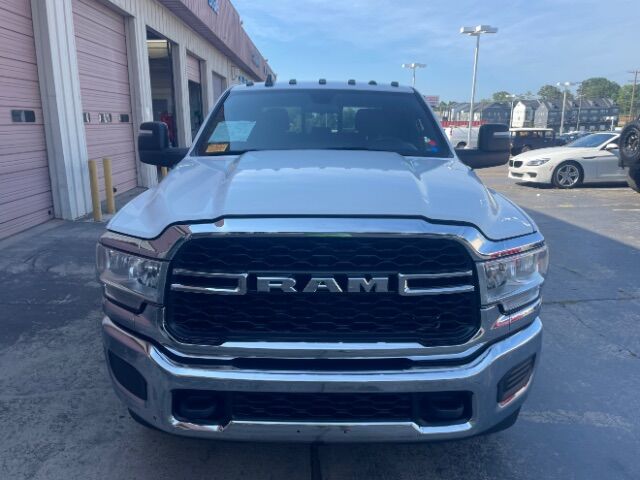 2024 Ram 3500 Tradesman Crew Cab 4x4 8' Box
