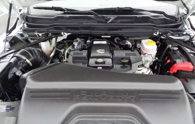 2024 Ram 3500 Utility ~ 4x4 ~ Rack ~ Diesel ~ Crew Cab ~ Only 42K Miles! Rocklin CA