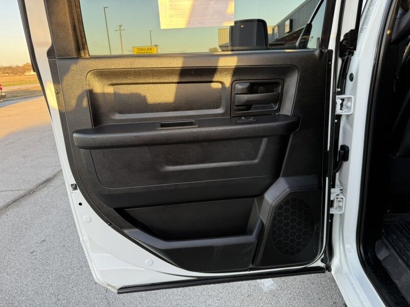 2024 Ram 5500 4x4 Diesel Flatbed 22k mi's Tradesman Collinsville OK