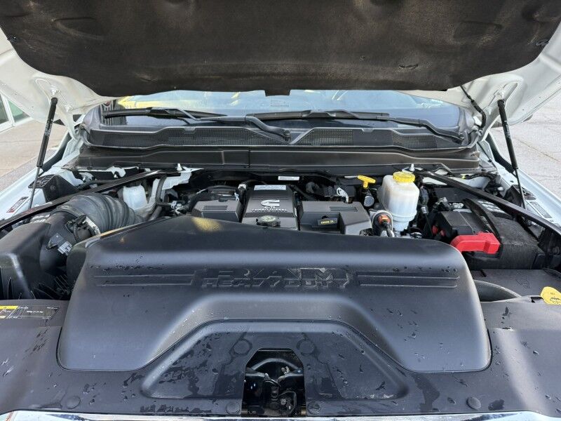 2024 Ram 5500 4x4 Diesel Flatbed 22k mi's Tradesman Collinsville OK