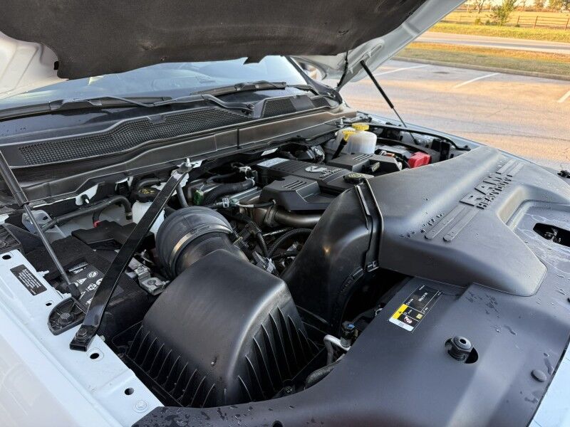 2024 Ram 5500 4x4 Diesel Flatbed 22k mi's Tradesman Collinsville OK