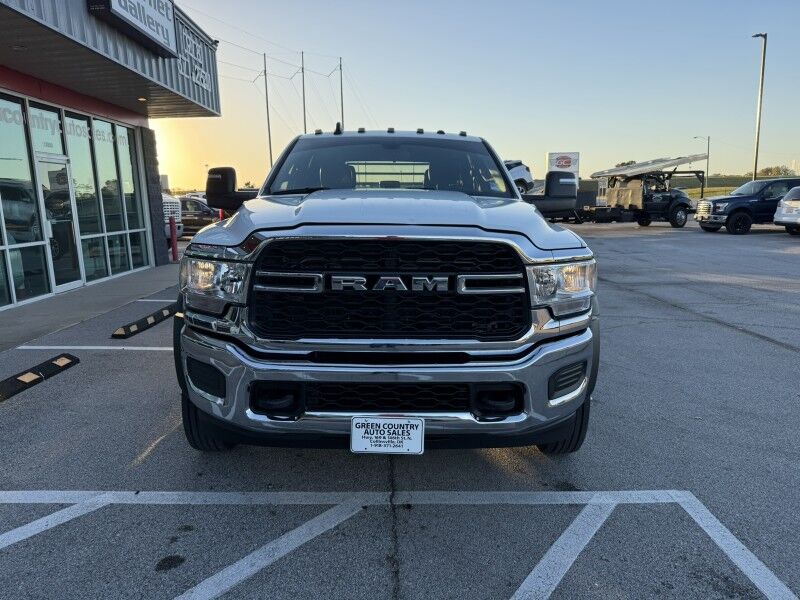 2024 Ram 5500 4x4 Diesel Flatbed 22k mi's Tradesman Collinsville OK