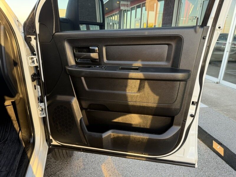 2024 Ram 5500 4x4 Diesel Flatbed 22k mi's Tradesman Collinsville OK