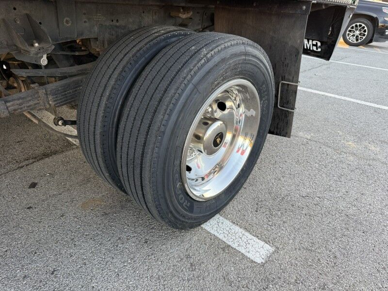 2024 Ram 5500 4x4 Diesel Flatbed 22k mi's Tradesman Collinsville OK