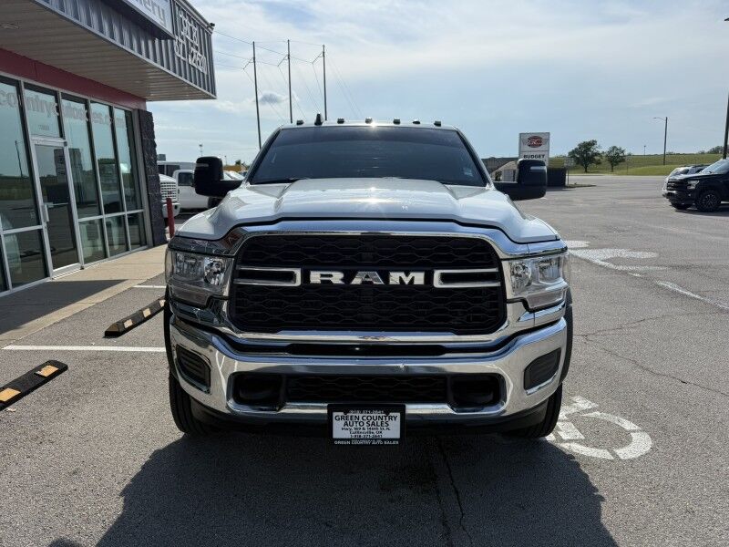 2024 Ram 5500 4x4 Diesel Flatbed 39k mi's Tradesman Collinsville OK