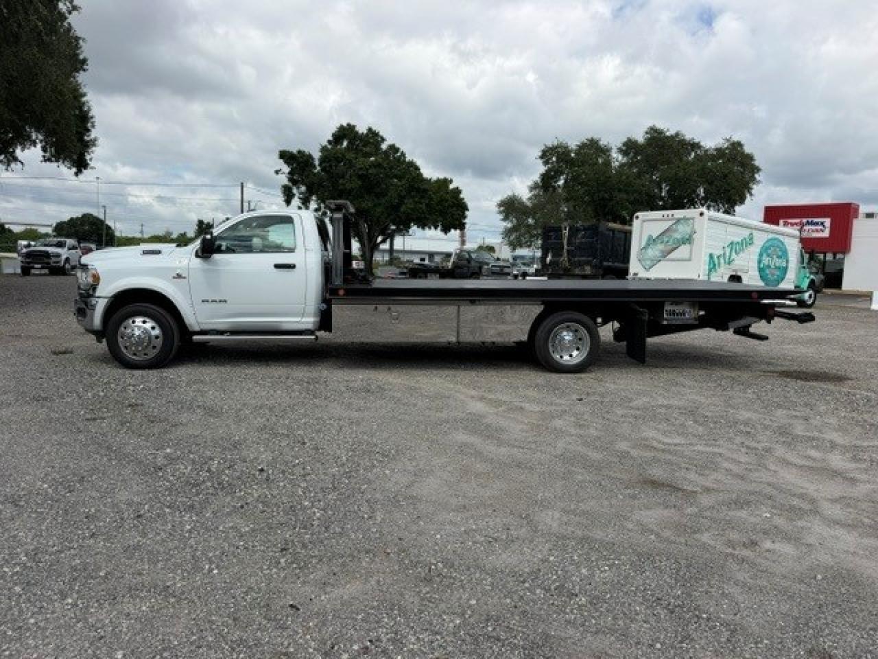 2024 Ram 5500 Chassis Cab 20' Vulcan Rollback Car Carrier