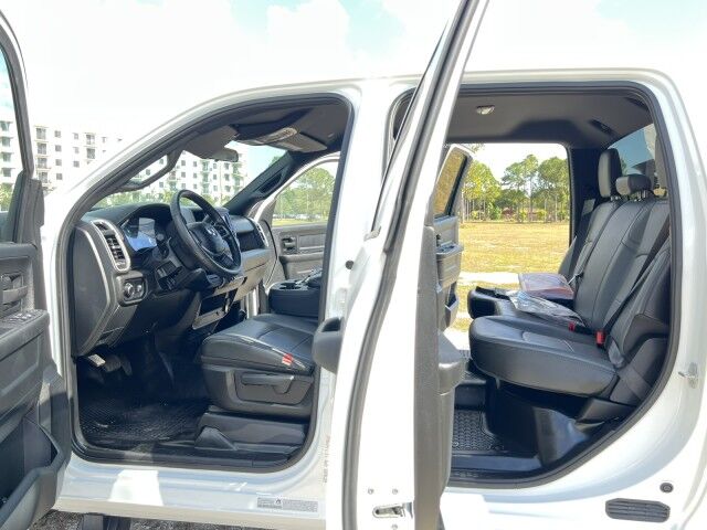 2024 Ram 5500 SL Crew Cab 9' BABCO Steel Stake Flatbed with Fassi F85 Knuckle Boom Crane Homestead FL