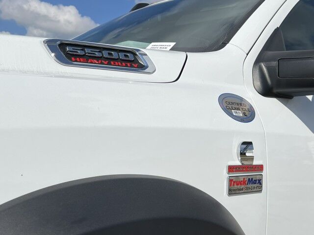 2024 Ram 5500 SL Crew Cab 9' BABCO Steel Stake Flatbed with Fassi F85 Knuckle Boom Crane Homestead FL