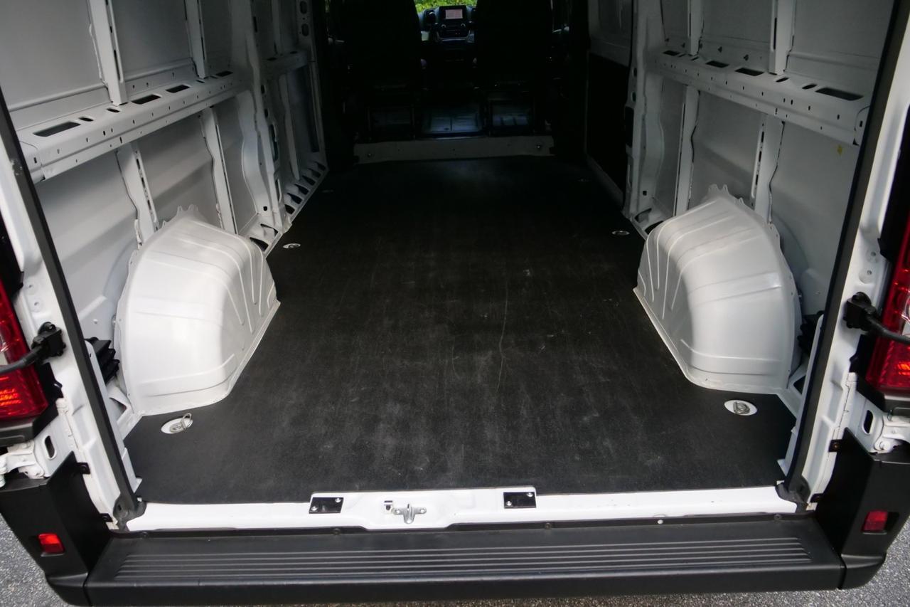 2024 Ram ProMaster 2500 Tradesman / Cargo Van / High Roof / 3.6L V6! High Point NC