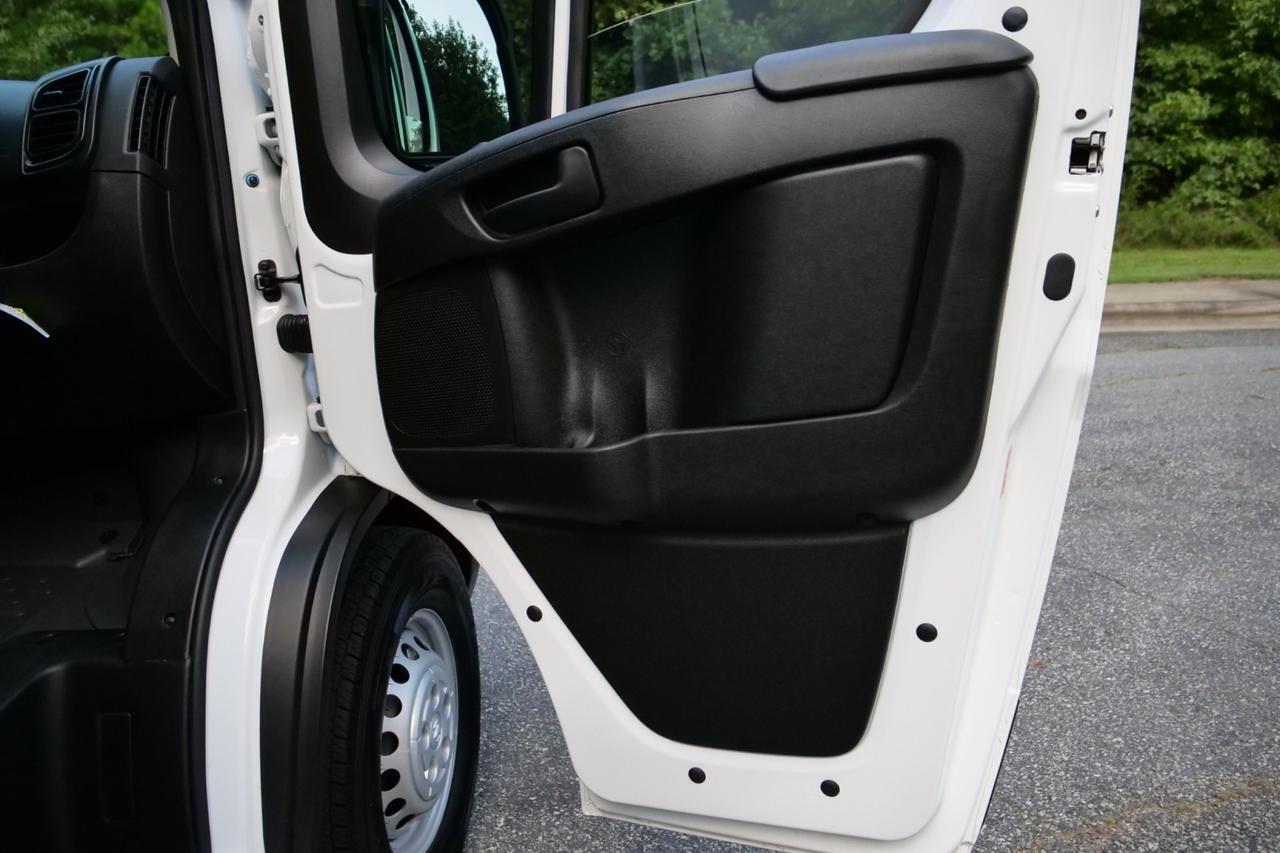 2024 Ram ProMaster 2500 Tradesman / Cargo Van / High Roof / 3.6L V6! High Point NC