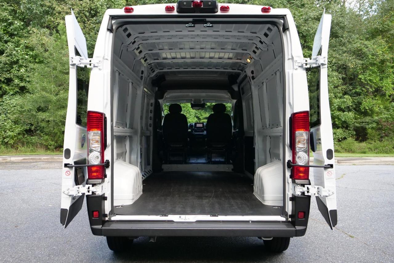 2024 Ram ProMaster 2500 Tradesman / Cargo Van / High Roof / 3.6L V6! High Point NC