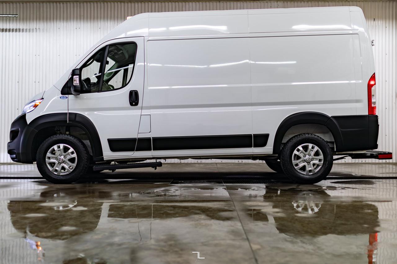 2024 Ram ProMaster 3500 SLT High Roof Cargo Van BCam Red Deer AB
