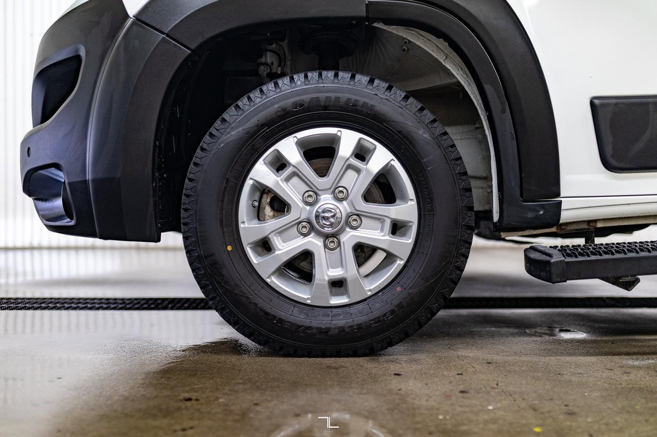 2024 Ram ProMaster 3500 SLT High Roof Cargo Van BCam Red Deer AB