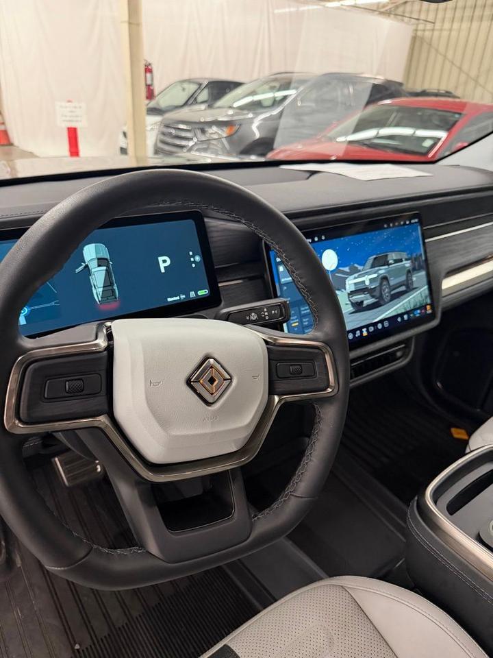2024 Rivian R1S Portland OR